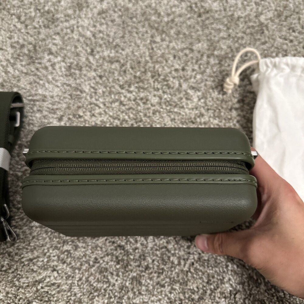 Away Mini Travel Crossbody Bag Olive Green Brand New - Picture 4 of 7